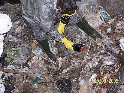 Foto: Fund radioaktiver Stoffe im Hausmüll (Natururan in einem Stein)